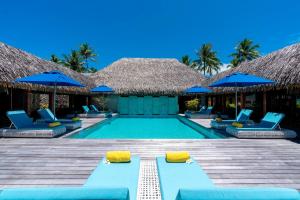 Kolam renang di atau dekat dengan The St. Regis Bora Bora Resort