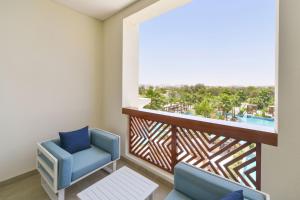 Uma varanda ou terraço em Al Messila, A Luxury Collection Resort & Spa, Doha