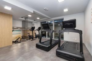 Фитнес-центр и/или тренажеры в Apartament Holiday 32