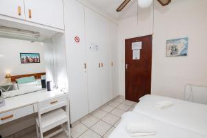 Postel nebo postele na pokoji v ubytování Nothando Backpackers Lodge