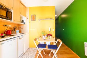 Zdjęcie z galerii obiektu Ange Gardien IV AP4326 By Riviera Holiday Homes w mieście Villefranche-sur-Mer