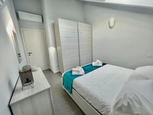 Afbeelding uit fotogalerij van Prestigioso attico a passo Duomo by Revenue House in Casale Monferrato