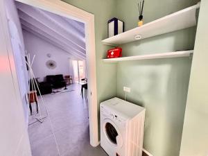 Afbeelding uit fotogalerij van Prestigioso attico a passo Duomo by Revenue House in Casale Monferrato