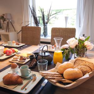 Opțiuni de mic dejun disponibile oaspeților de la B&B Patrijzenhoek
