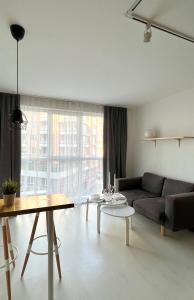 A seating area at Flower house 5