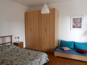 A bed or beds in a room at Casamanax