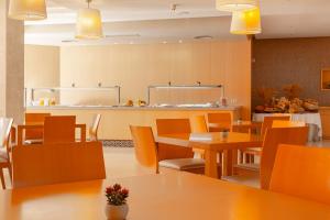 Restauracja lub miejsce do jedzenia w obiekcie Hotel Macià Doñana