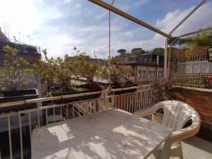 A balcony or terrace at Gelsomino B&B Apartment