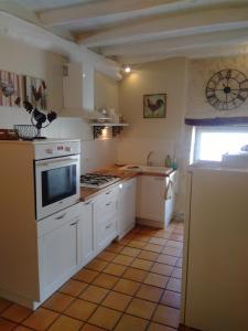 Zdjęcie z galerii obiektu Le Gîte de l'aubray, gîte avec piscine w mieście Trizay