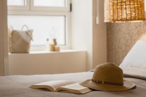 A bed or beds in a room at room Select Tetuán