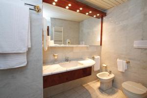 Vannituba majutusasutuses Hotel Miro'