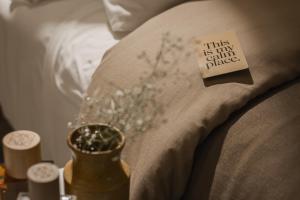 A bed or beds in a room at room Select Tetuán