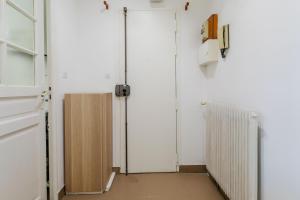 Zdjęcie z galerii obiektu Cénoslocs Bondy - Paris à vos pieds pour 4 personnes avec Jardin & Wifi w mieście Bondy