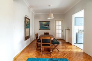 Kép Vibrant Flat next to Etiler Metro Station szállásáról Isztambulban a galériában