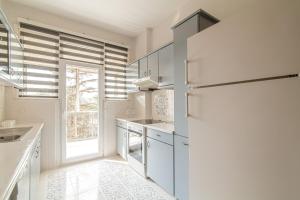Kép Vibrant Flat next to Etiler Metro Station szállásáról Isztambulban a galériában