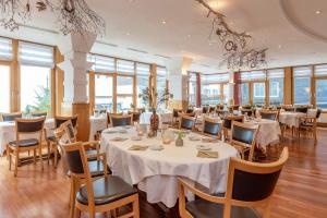 Majoituspaikan Hotel Pollux ravintola tai vastaava paikka