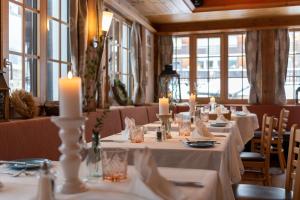 Majoituspaikan Hotel Pollux ravintola tai vastaava paikka