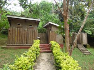 Ein Garten an der Unterkunft Nshongi Camp