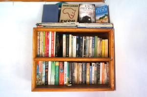 Perpustakaan di hotel