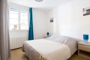 Posteľ alebo postele v izbe v ubytovaní Acacias belle maison avec Piscine chauffée, Spa et Sauna