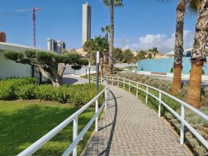 Bazén v ubytovaní Apartament Sunset Waves 67 alebo v jeho blízkosti