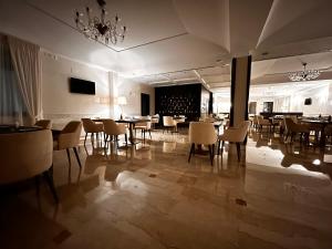 TV a/nebo společenská místnost v ubytování Magic Hotel