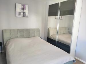 Postel nebo postele na pokoji v ubytování New apartment - MEMO - Le Locle