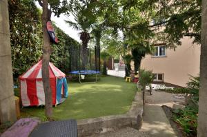 Zahrada ubytování Apartment Visnja