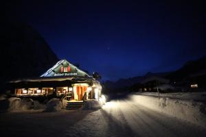 Gasthof Auerhahn durante l'inverno