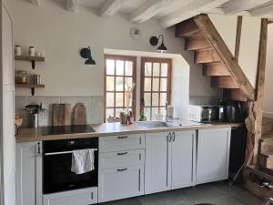 Nhà bếp/bếp nhỏ tại La Courmonière +36 ảnh
