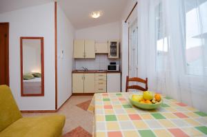 Kuchyňa alebo kuchynka v ubytovaní Apartments Jasminka