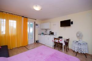 Kuchyňa alebo kuchynka v ubytovaní Apartments Jasminka