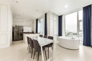 Kuchyň nebo kuchyňský kout v ubytování Gladsheim Hotel