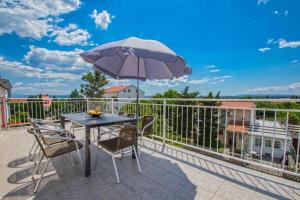 Balkón nebo terasa v ubytování Apartments Tajci