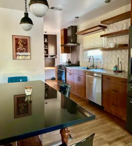 A kitchen or kitchenette at Venice Beach Bungalow
