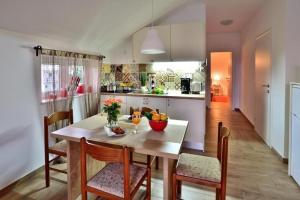 Η κουζίνα ή μικρή κουζίνα στο Apartments Wellness & Beauty