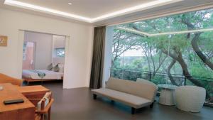 A seating area at K Gallery Hotel
