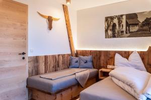 A seating area at Aschnerhof Holzherz