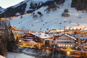 Zdjęcie z galerii obiektu Raffl's St. Antoner Hof w mieście Sankt Anton am Arlberg