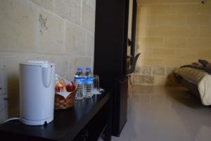 Kohvi ja tee valmistamise võimalus majutusasutuses St George of Lydda B&B