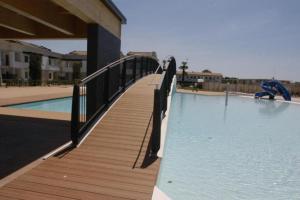 The swimming pool at or close to Relaxing apartment in a village with swimming pool
