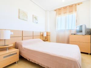 Postel nebo postele na pokoji v ubytování Apartment Altamar by Interhome