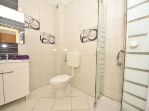 Een badkamer bij Apartment Ivor-2 by Interhome
