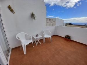 A balcony or terrace at Apartamento Los Linos