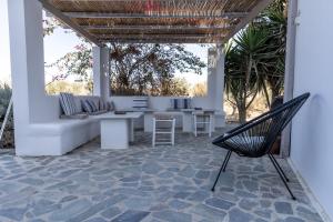 A seating area at Helios Beach Studios