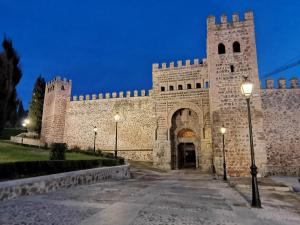 Fotografia z galérie ubytovania Casa Alfonso Toledo Más que una casa, un hogar v destinácii Toledo