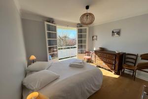 Posteľ alebo postele v izbe v ubytovaní Superb apartment full of charm with terrace 2ch 5min from the lighthouse