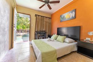 Vuode tai vuoteita majoituspaikassa El Cocobolo Food&Rest Room 1 Bed and Breakfast WiFi AC Pkg gratis