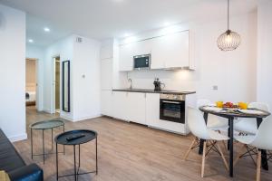 Trendy Homes Puerta Purchena廚房或簡易廚房 +30 張相片