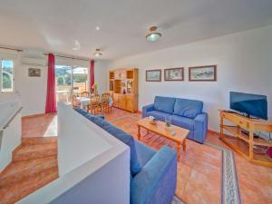 Posedenie v ubytovaní Apartment Canuta Baja-7 by Interhome